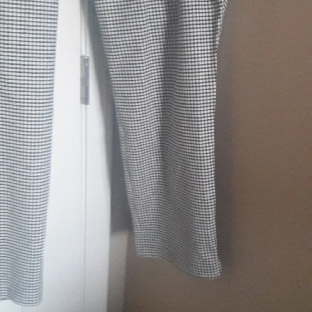 Old Navy Women's pull on pants Long Length NWT - Picture 3 of 12